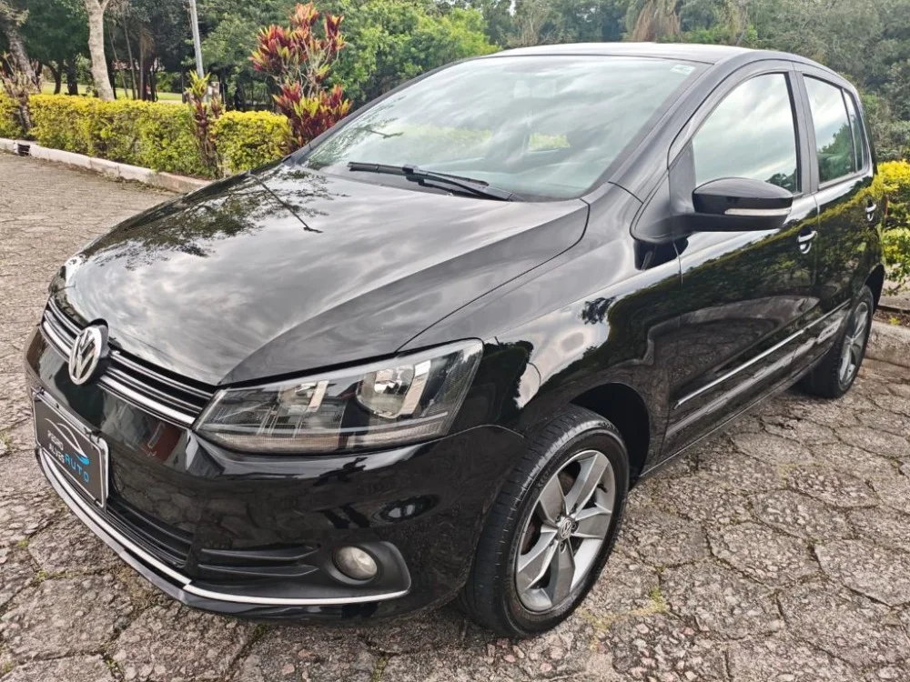 VW - VolksWagen Fox Connect 1.6 Flex 8V 5p