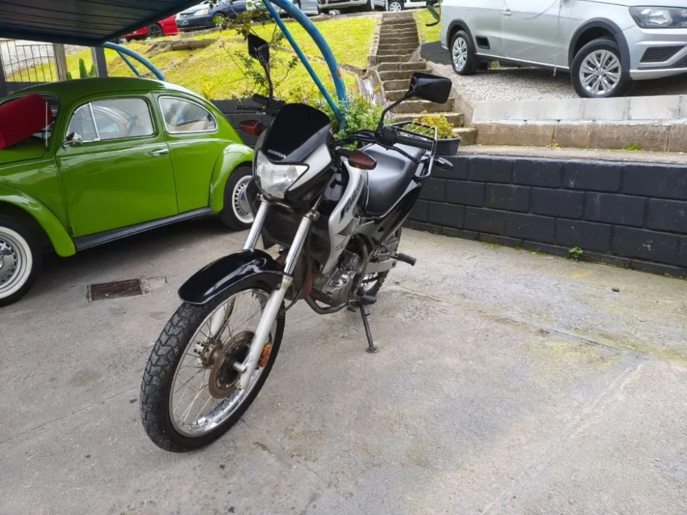 HONDA NX-4 FALCON 400